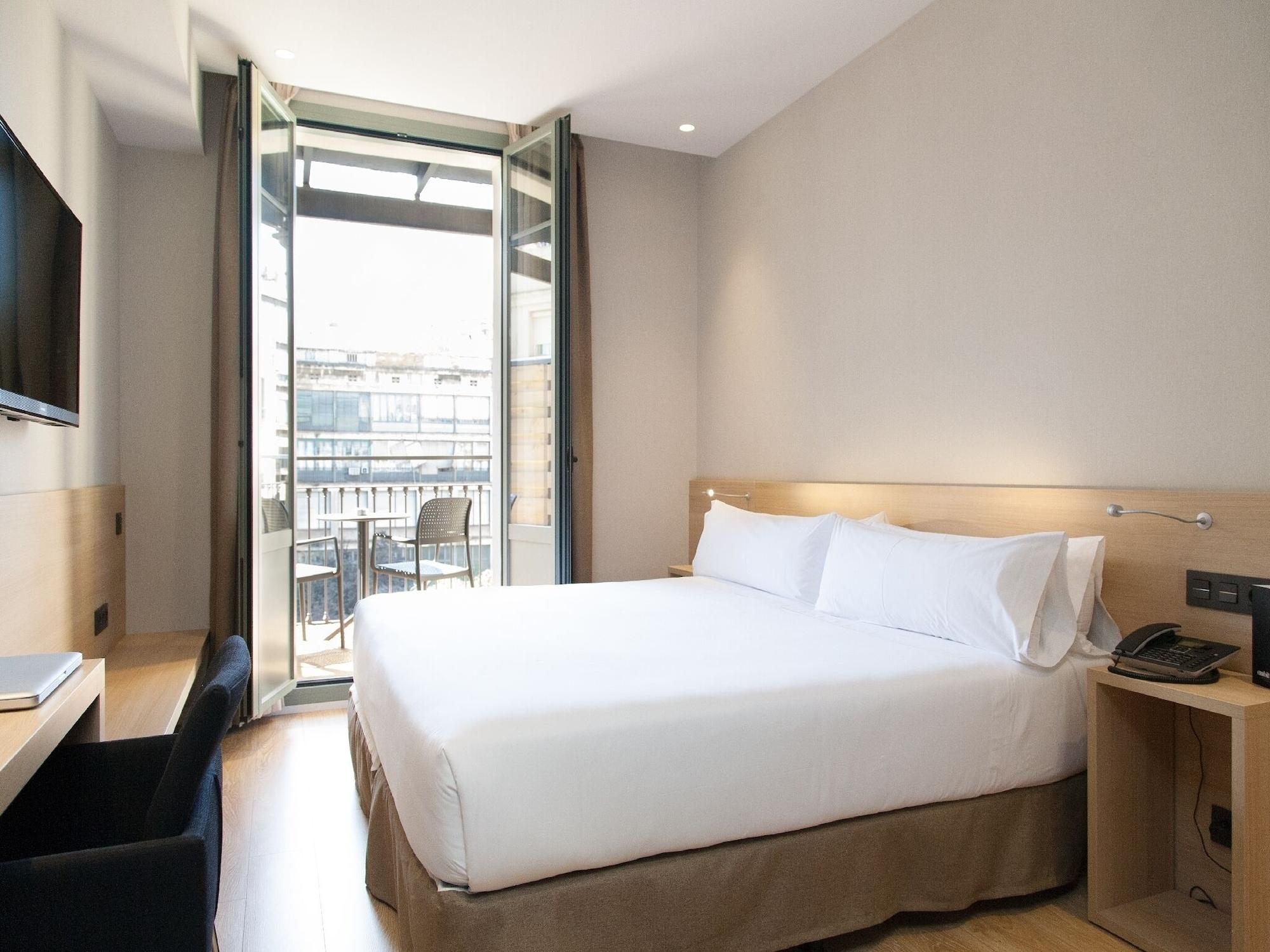 Hotel Ambit Barcelona Kültér fotó